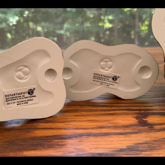 Department 56 Accessories Snow Village Summertime Family Picnic (Set of 3) - Picture 7 of 8